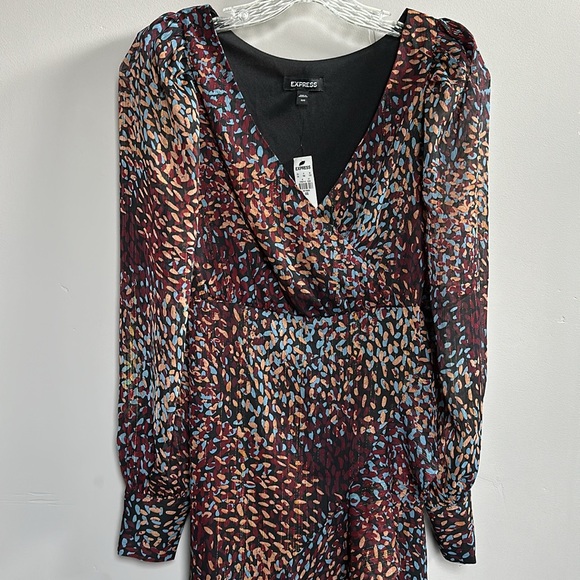 NWT Express Metallic Printed Faux Wrap Ruffle Hi-Lo V-neck Maxi Dress XXS - Picture 5 of 14